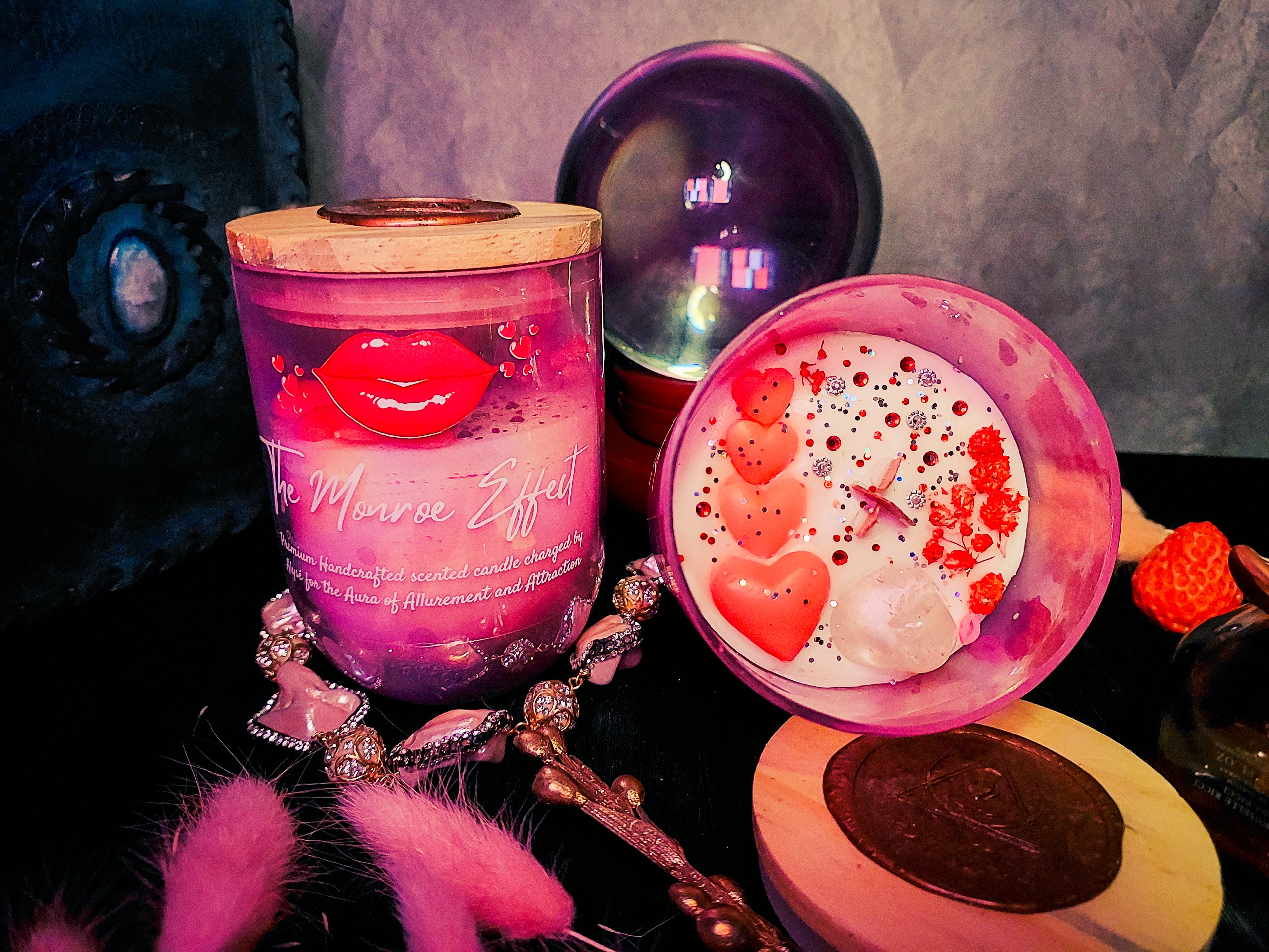 MONROE EFFECT CANDLE